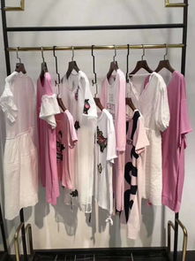 揭秘品牌女装折扣店进货渠道 厂家直销、Candies货源及批发市场全攻略